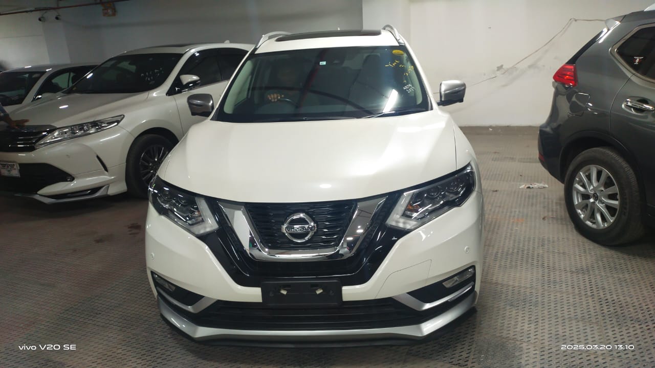 NISSAN X TRAIL